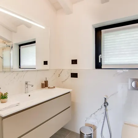 Willa Ulivi By Curti Affitti *