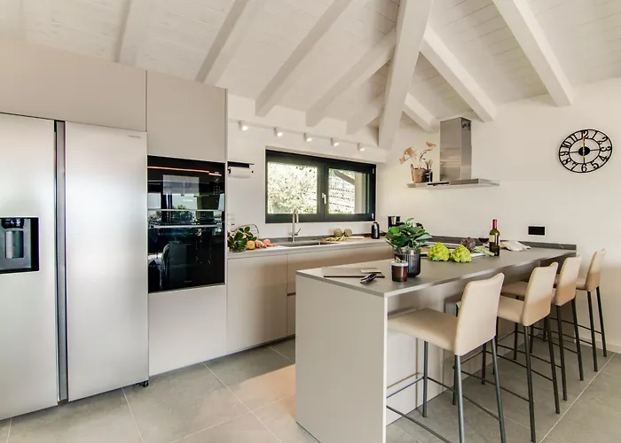 Villa Ulivi By Curti Affitti