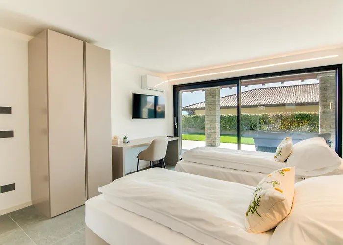 Ulivi By Curti Affitti Villa *